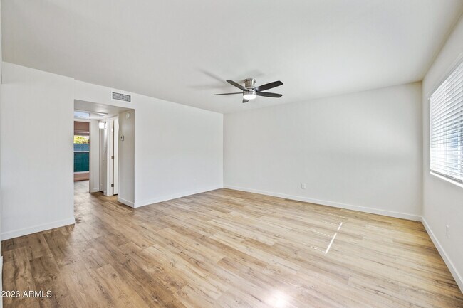 Foto del edificio - 4139 N 27th St