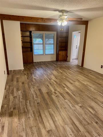 Foto del edificio - 2461 St Paul Rd