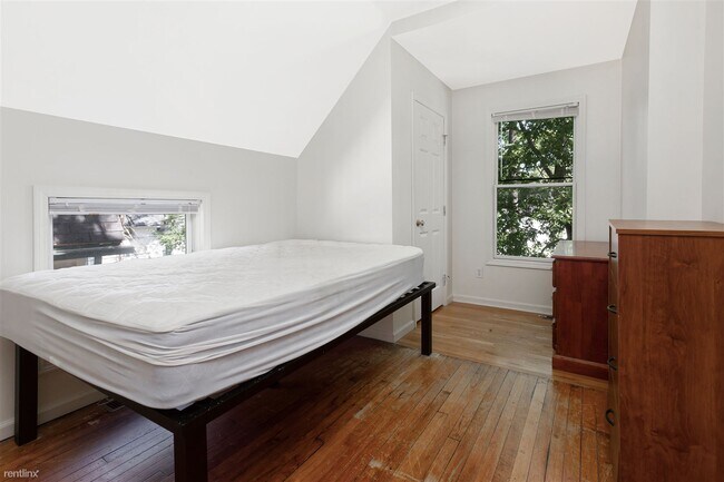Building Photo - 6 br, 3 bath House - 1213 Prospect St