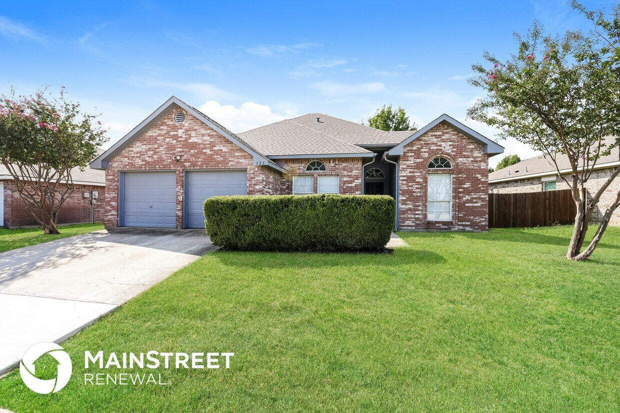 Foto principal - 328 Willow Creek Dr