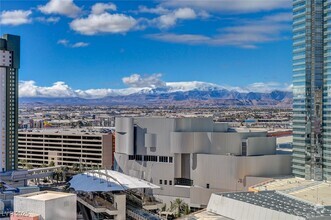 Building Photo - 3722 S Las Vegas Blvd