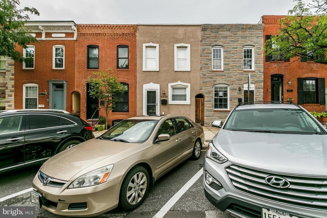 3228 Elliott St, Baltimore, MD 21224 Townhome Rentals in Baltimore MD