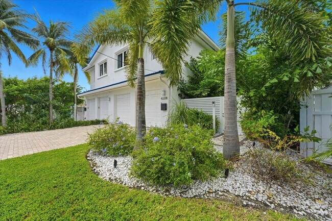 Foto del edificio - 4331 W Tradewinds Ave