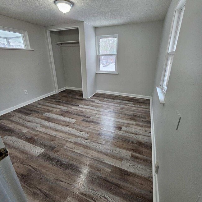 1709 Lyons Ave, Lansing, MI 48910 House Rental in Lansing, MI