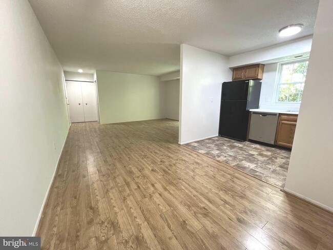 Building Photo - 11919 Tarragon Rd