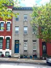 Building Photo - 1923 E Pratt St