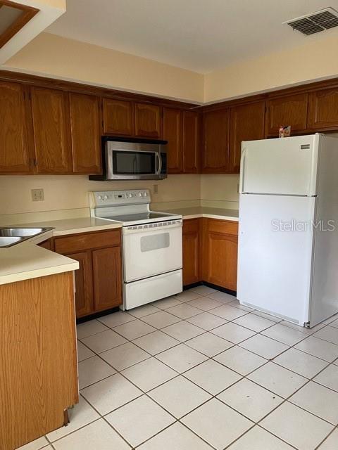 Building Photo - 2664 Bentley Dr