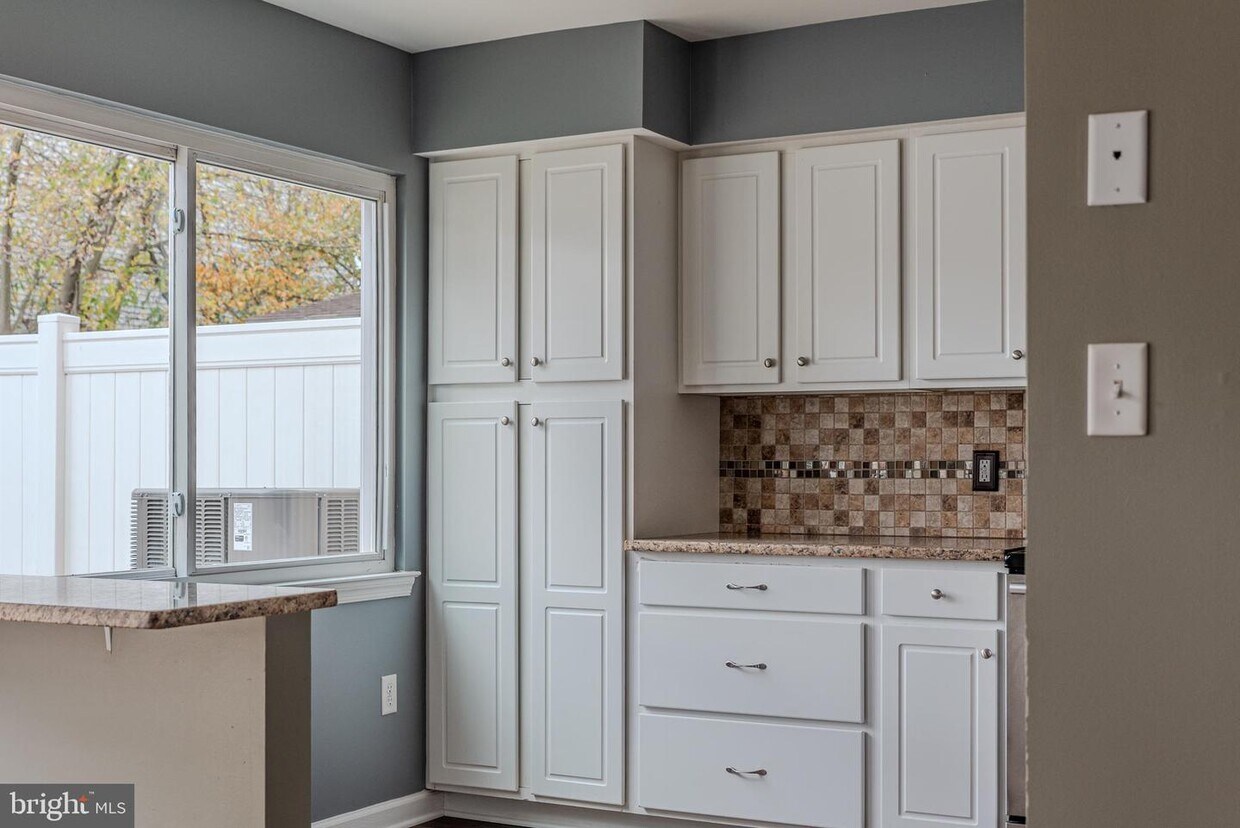 Foto principal - 101 Laurel Ct