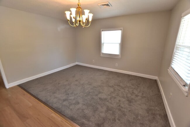 Building Photo - 626 Woodland Ave