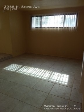 Building Photo - Cute 4 Plex Community! **UPCOMING RENTAL**