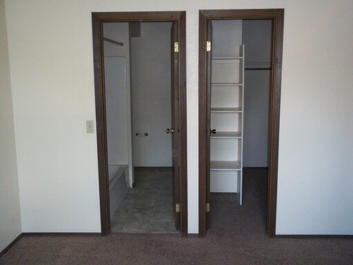 Building Photo - 75 N Orchard Dr