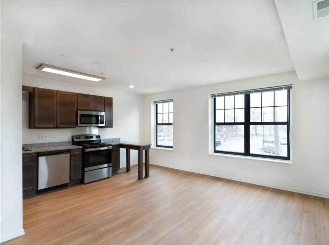 Building Photo - 53 Marston St