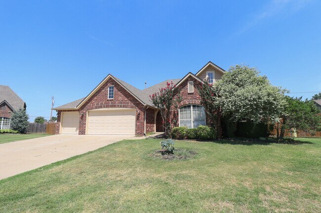 Foto del edificio - Spacious 4 bedroom 3 bathroom home In Sand Springs