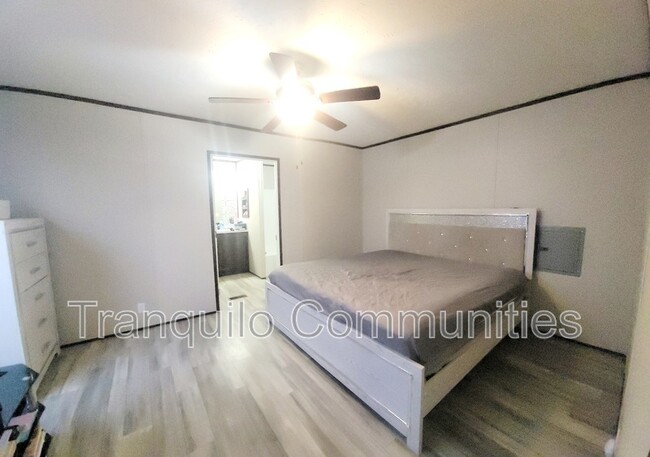 Foto del edificio - 105 Dunewood Dr