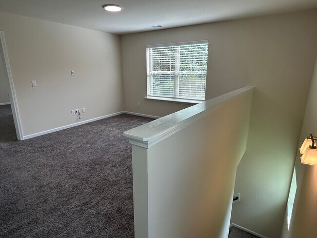 Foto del edificio - 3 Bed | 2.5 Bath House in Clayton