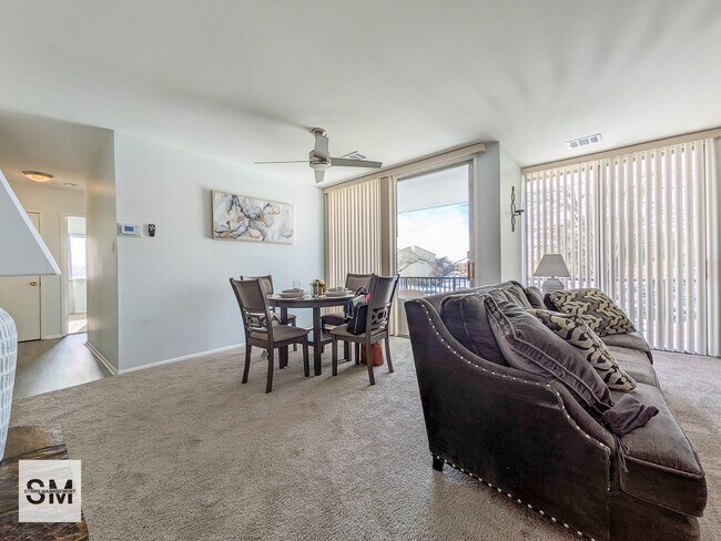 Building Photo - 10224 Prince Pl