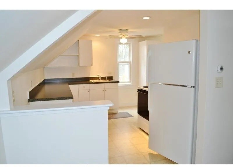 10 Friend St Unit 2, Kennebunk, ME 04043 Apartments in Kennebunk, ME