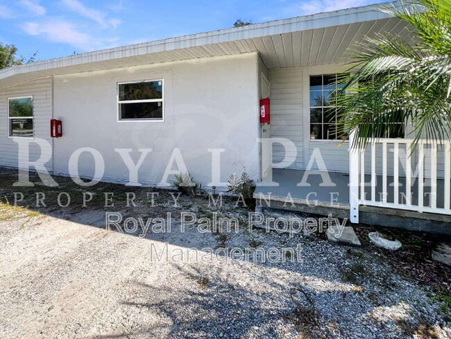 Building Photo - 15206 Stringfellow Rd