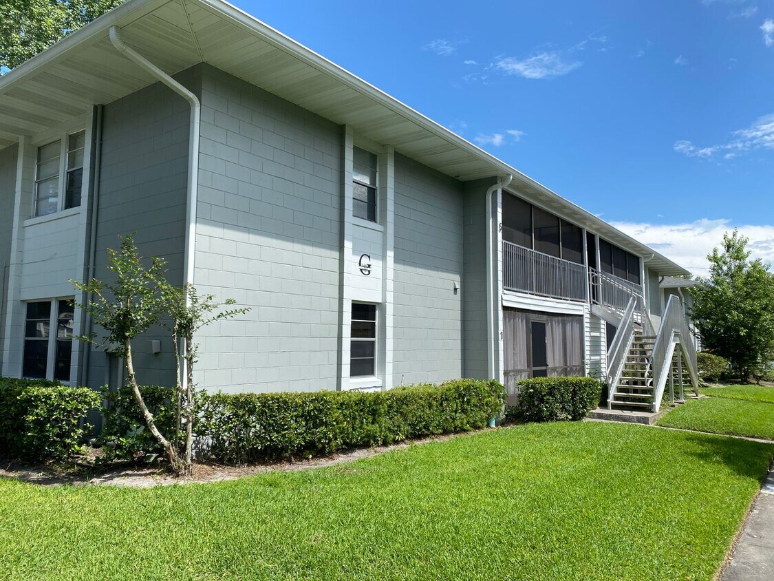 Primary Photo - Really Nice 2 bedroom 2 bath room condo..