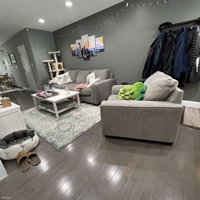 Foto del edificio - 3 br, 1.5 bath House - 5122 Chancellor Street