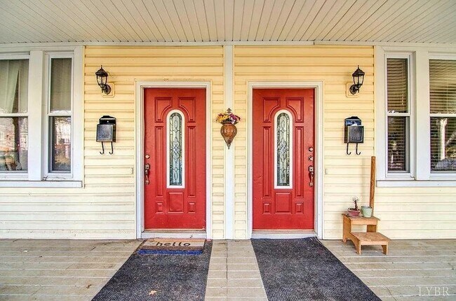 Foto del edificio - 1325-1331 Ruffner Pl