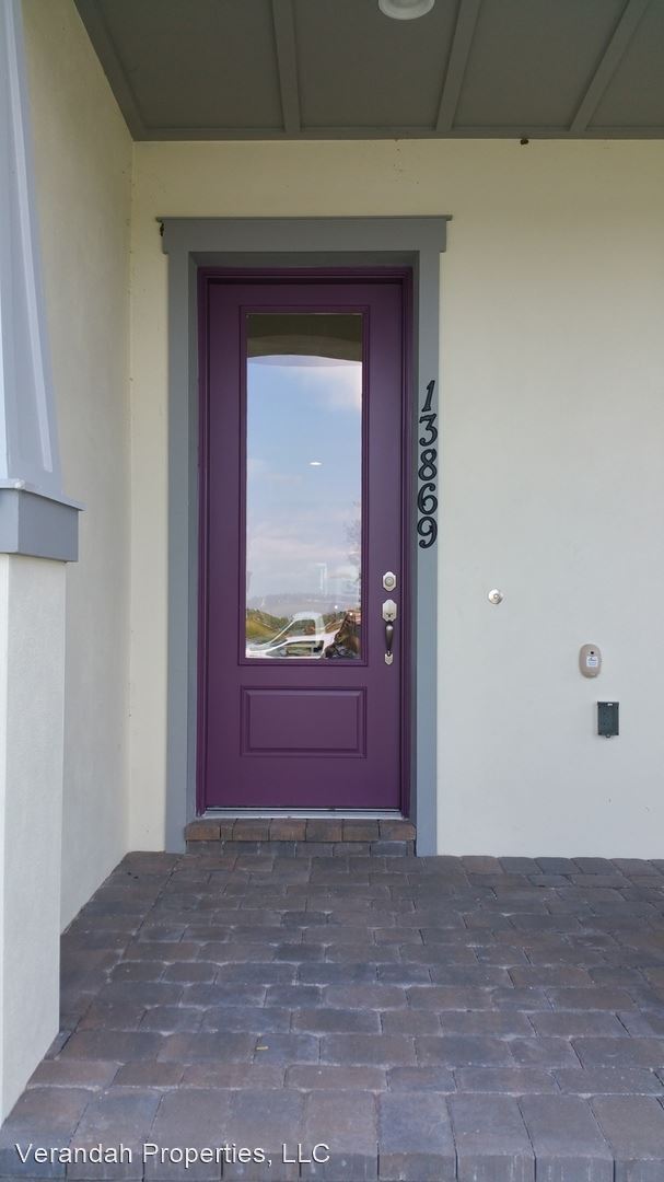 Building Photo - 3 br, 2.5 bath House - 13869 Benavente Avenue