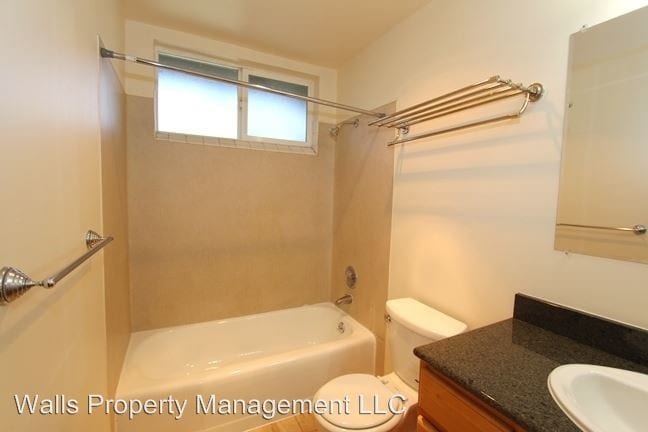 Building Photo - 2856 14th Ave W