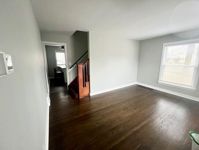 Foto del edificio - 2224 Taylor Ave