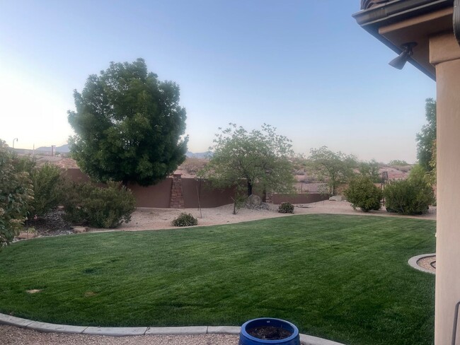 Foto del edificio - Beautiful Single Level Property with a Big...