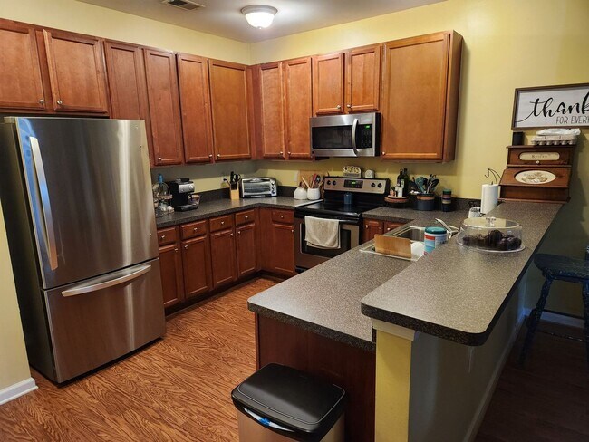 Foto del edificio - 5212 Nuthall Dr