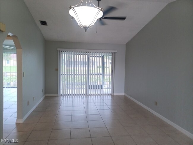 Building Photo - 913 Gleason Pkwy