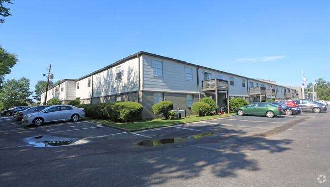 Foto del edificio - Vines at Cedar Creek Court