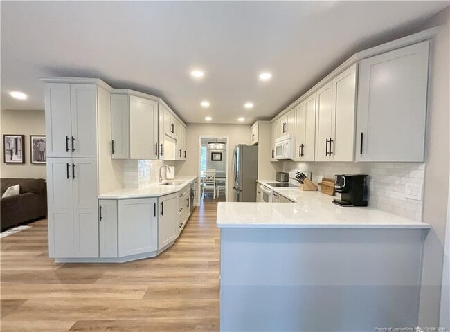 Building Photo - 259 Sandpiper Dr