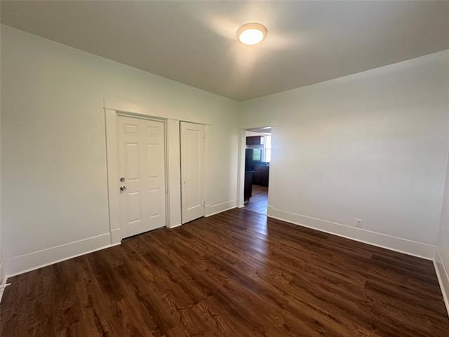 Foto del edificio - 431 E 8th St