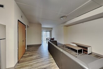 Building Photo - 215 Stanton Ave