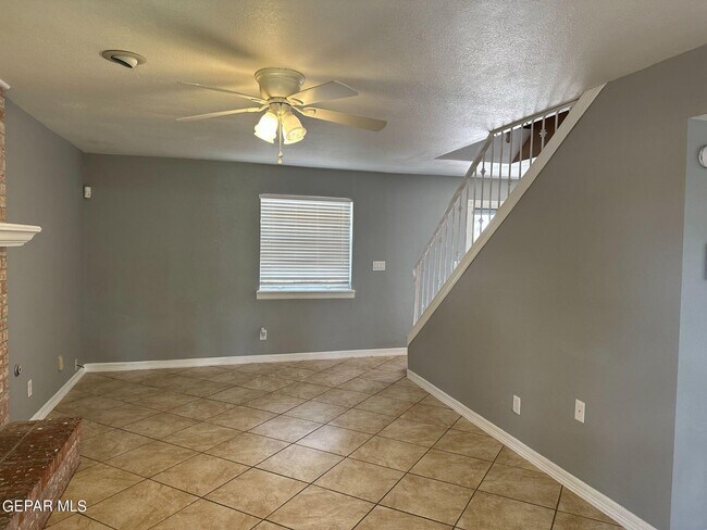 Foto del edificio - 1658 Nancy Lopez Ln