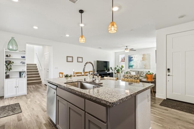 Foto del edificio - Woodland home