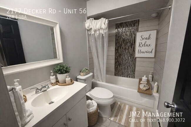 Foto del edificio - 2177 Decker Rd