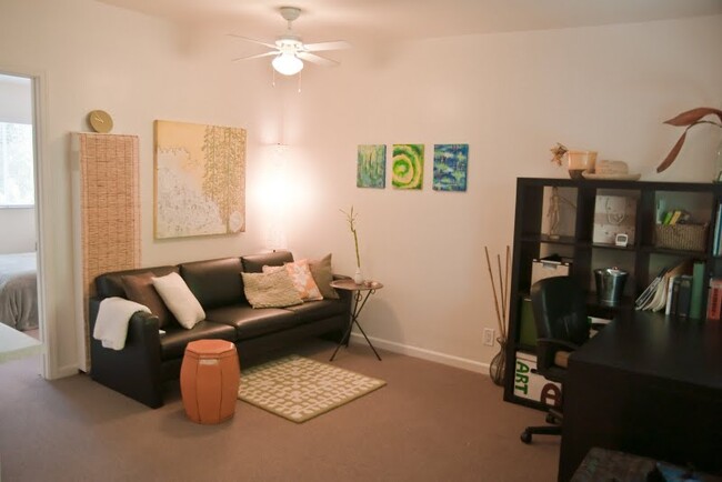 Living Room - 473 Alcatraz Ave