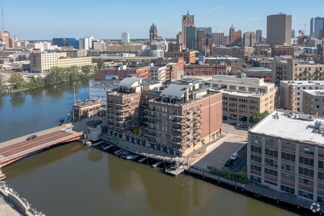 Foto del edificio - River Renaissance