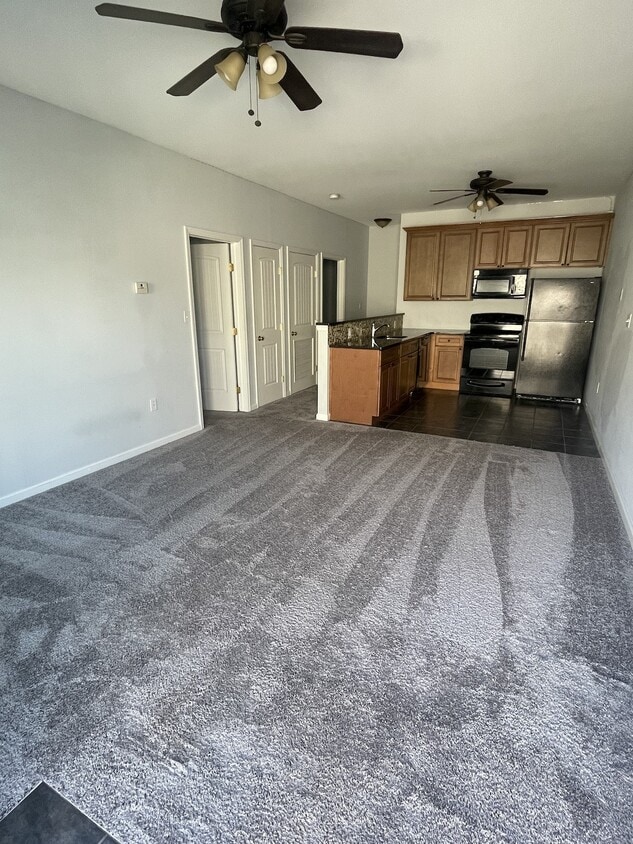 318 W Main St Unit 4, Birdsboro, PA 19508 Room for Rent in Birdsboro