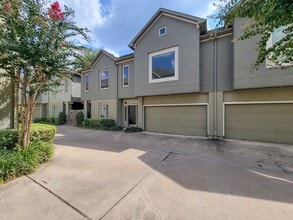 Building Photo - 1124 Patterson St