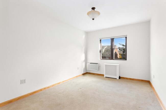 Building Photo - 20-59 26th Street