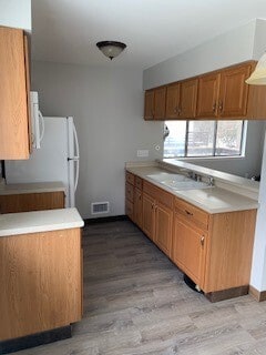 Kitchen - 277 E Linden Ave