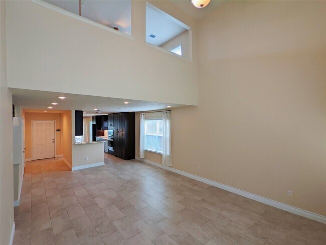 Building Photo - 8815 Lyndonnille Falls Ln
