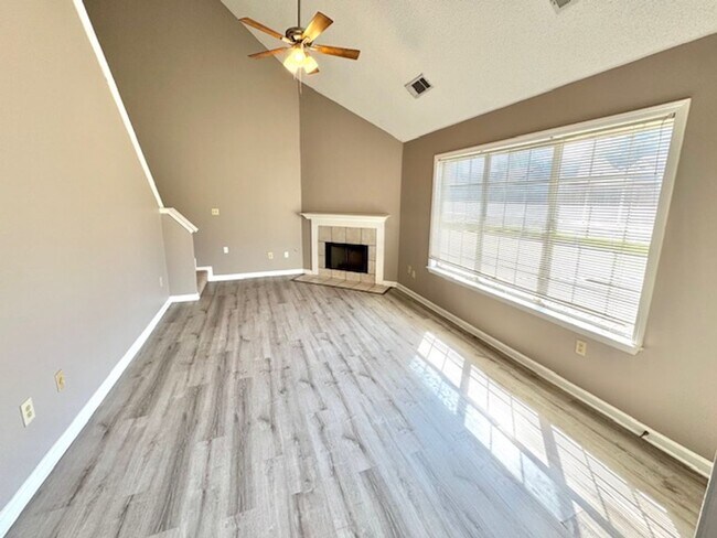 Foto del edificio - Paramount cv3921