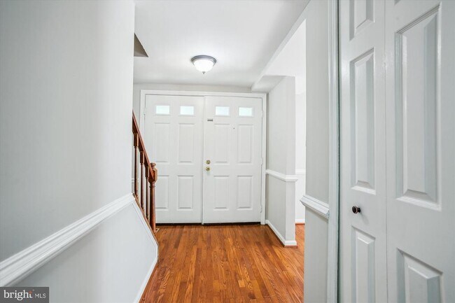 Foto del edificio - 9011 Mulvaney Ct