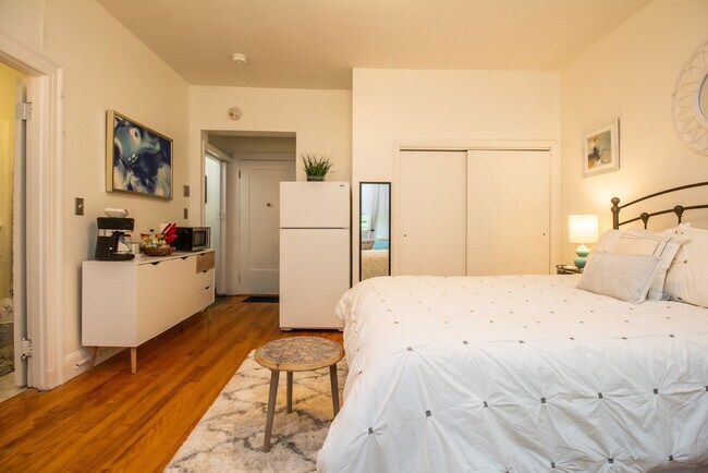Foto del edificio - 1253 Beacon St