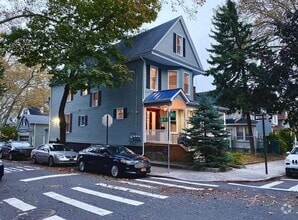Building Photo - 85-01 87th St