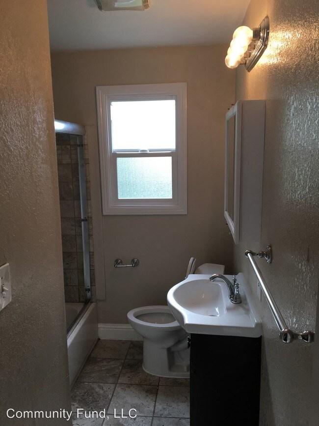 Building Photo - 2 br, 1 bath House - 161 Hogan Ave.